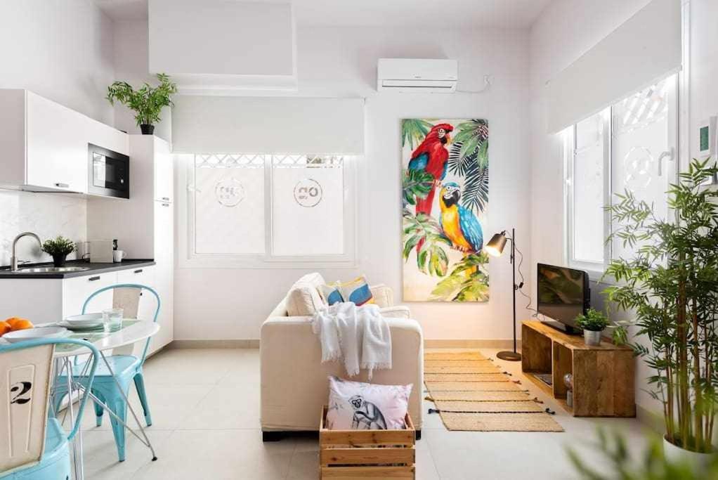 Monkeys Apartments Pinoloft Nuevo Torneo Sevilla Bagian luar foto