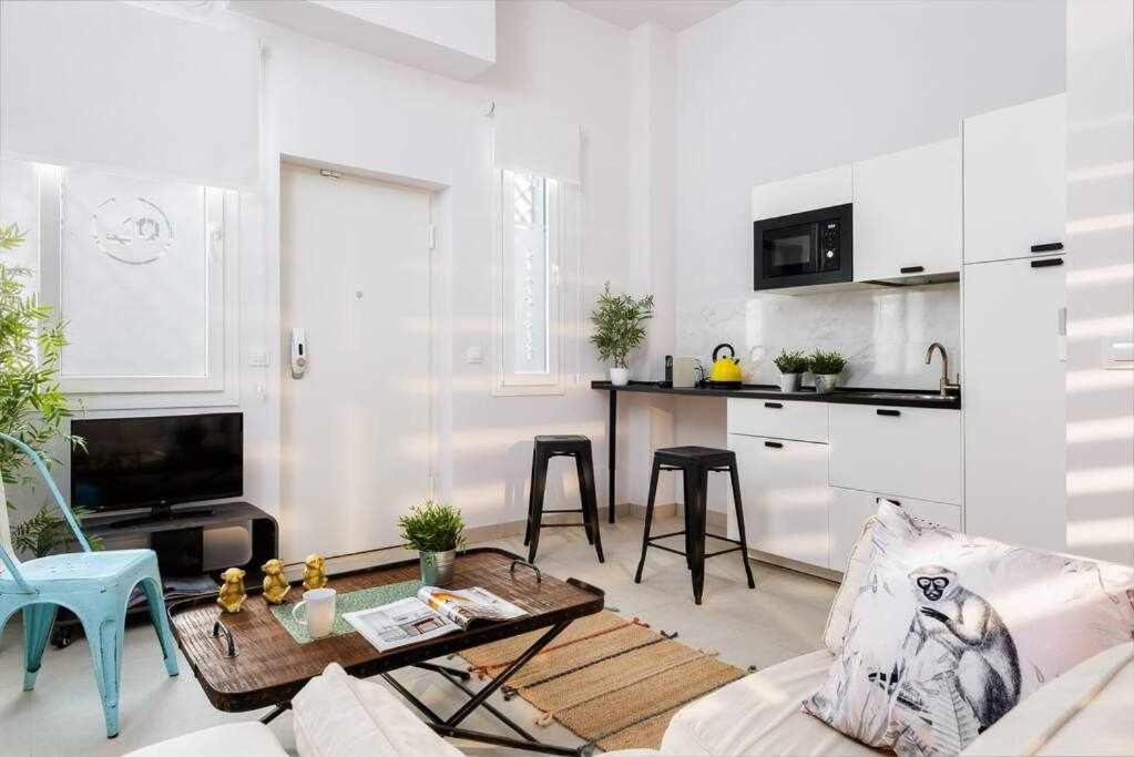 Monkeys Apartments Pinoloft Nuevo Torneo Sevilla Bagian luar foto